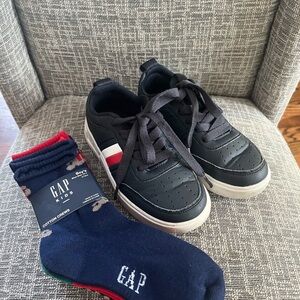 Boys Navy Tommy Hilfiger Sneakers and NWT GAP Socks Bundle